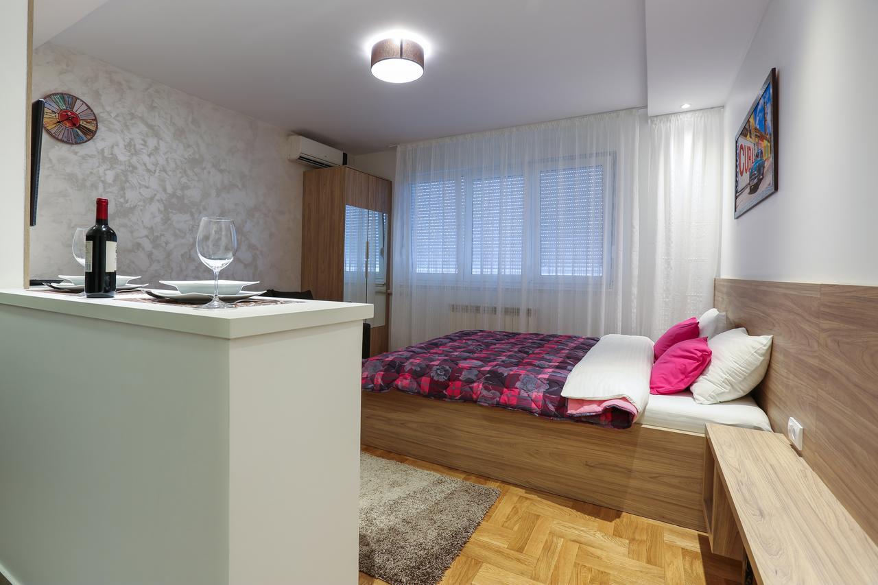 Apartment Promenada 30 Novi Sad Exteriér fotografie